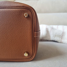 Load image into Gallery viewer, Hermes Gold Picotin 18 MAURICE Leather Gold Hardware
