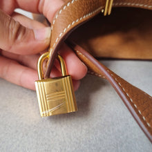 Load image into Gallery viewer, Hermes Gold Picotin 18 MAURICE Leather Gold Hardware