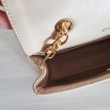 Load image into Gallery viewer, Chanel Mini Diana Bijoux Chain Beige Lambskin Vintage 24k Gold
