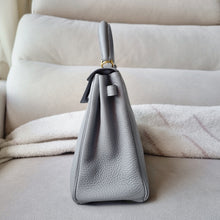 Load image into Gallery viewer, Hermes K25 Gris Mouette Togo  Gold Hardware