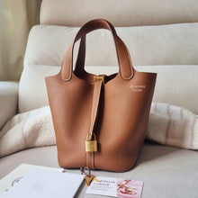 Load image into Gallery viewer, Hermes Gold Picotin 18 MAURICE Leather Gold Hardware