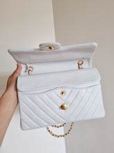 Load image into Gallery viewer, Chanel White Chevron Classic Medium Flap Vintage 24k Gold