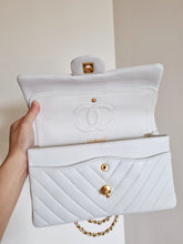Load image into Gallery viewer, Chanel White Chevron Classic Medium Flap Vintage 24k Gold