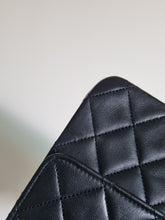 Load image into Gallery viewer, Chanel Classic Medium Bijoux Chain 24k Gold