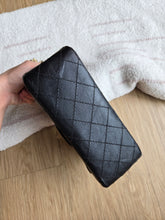 Load image into Gallery viewer, Chanel Mini Reissue 224 Black Calfskin Bijoux Chain Gold Hw