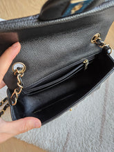 Load image into Gallery viewer, Classic Mini Rectangle Caviar Gold Hw