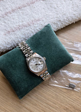 Load image into Gallery viewer, Rolex Oyster Perpetual 26MM Lady Date 69160 SS
