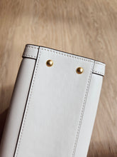 Load image into Gallery viewer, Gucci Diana Tote S/M Ivory Bamboo Handle