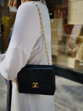 Load image into Gallery viewer, Chanel Bijoux Chain Mini Square Black Vtg 24k Gold