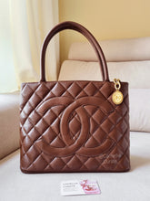 Load image into Gallery viewer, Chanel Medallion Tote Chocolate Brown Vintage Caviar Gold HW