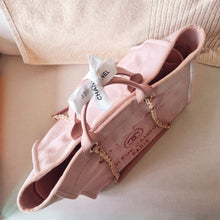 Load image into Gallery viewer, Chanel Rose Pink Deauville Medium Gold HW
