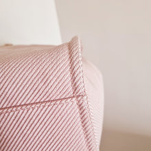 Load image into Gallery viewer, Chanel Rose Pink Deauville Medium Gold HW