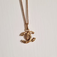 Load image into Gallery viewer, Chanel Vintage Necklace Mini CC Logo