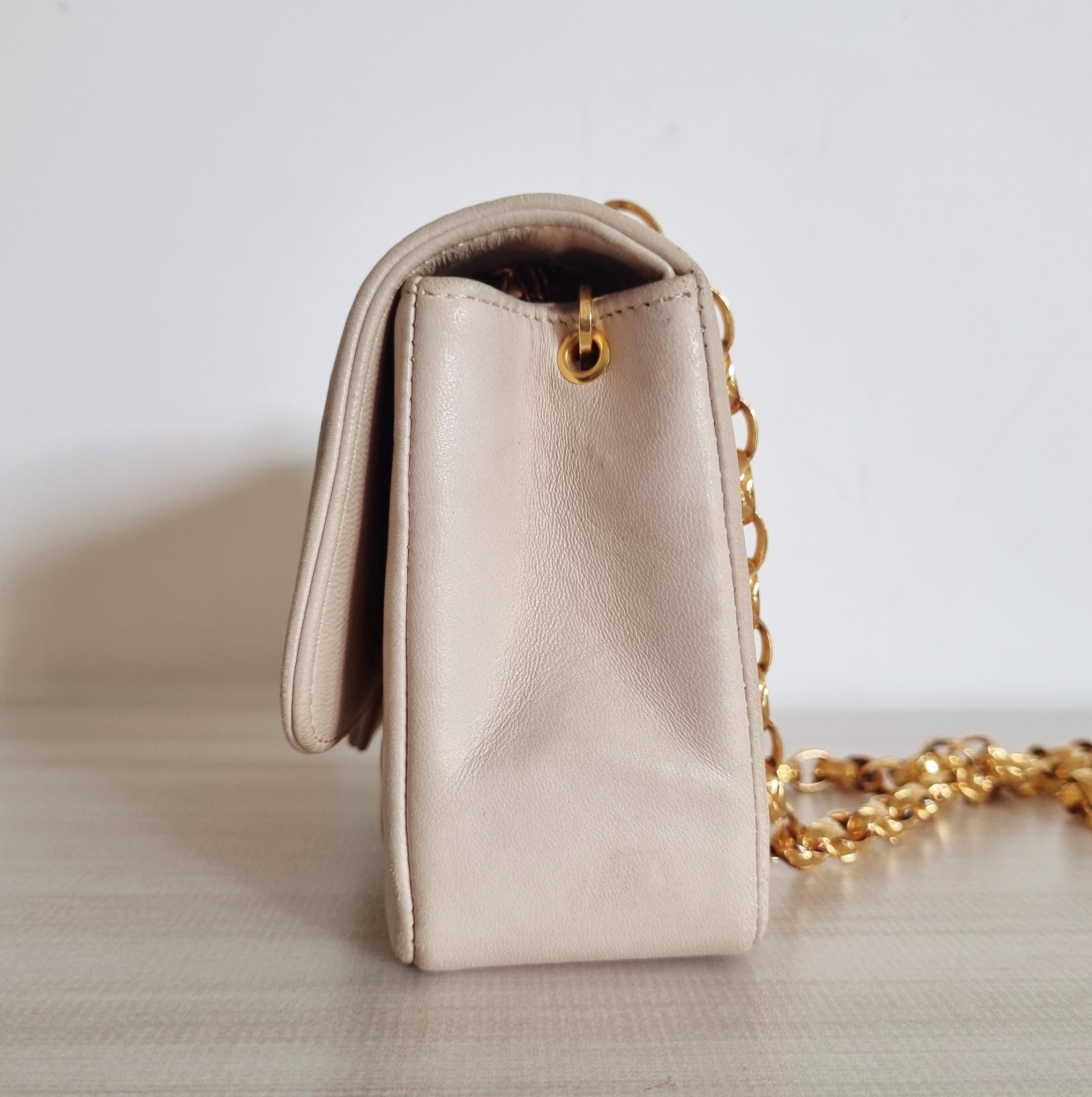 Chanel Mini Diana Bijoux Chain Beige Lambskin Vintage 24k Gold
