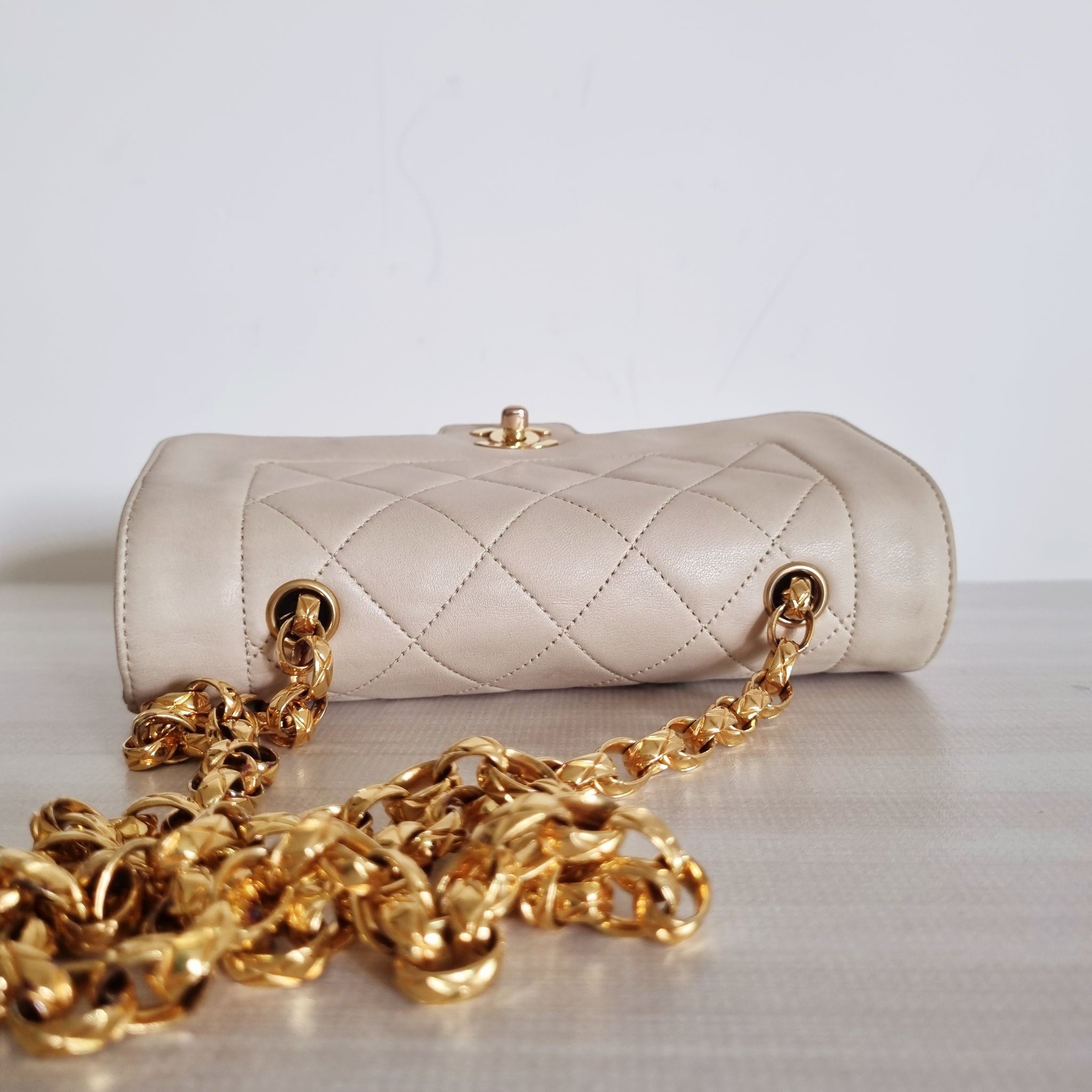Chanel Mini Diana Bijoux Chain Beige Lambskin Vintage 24k Gold