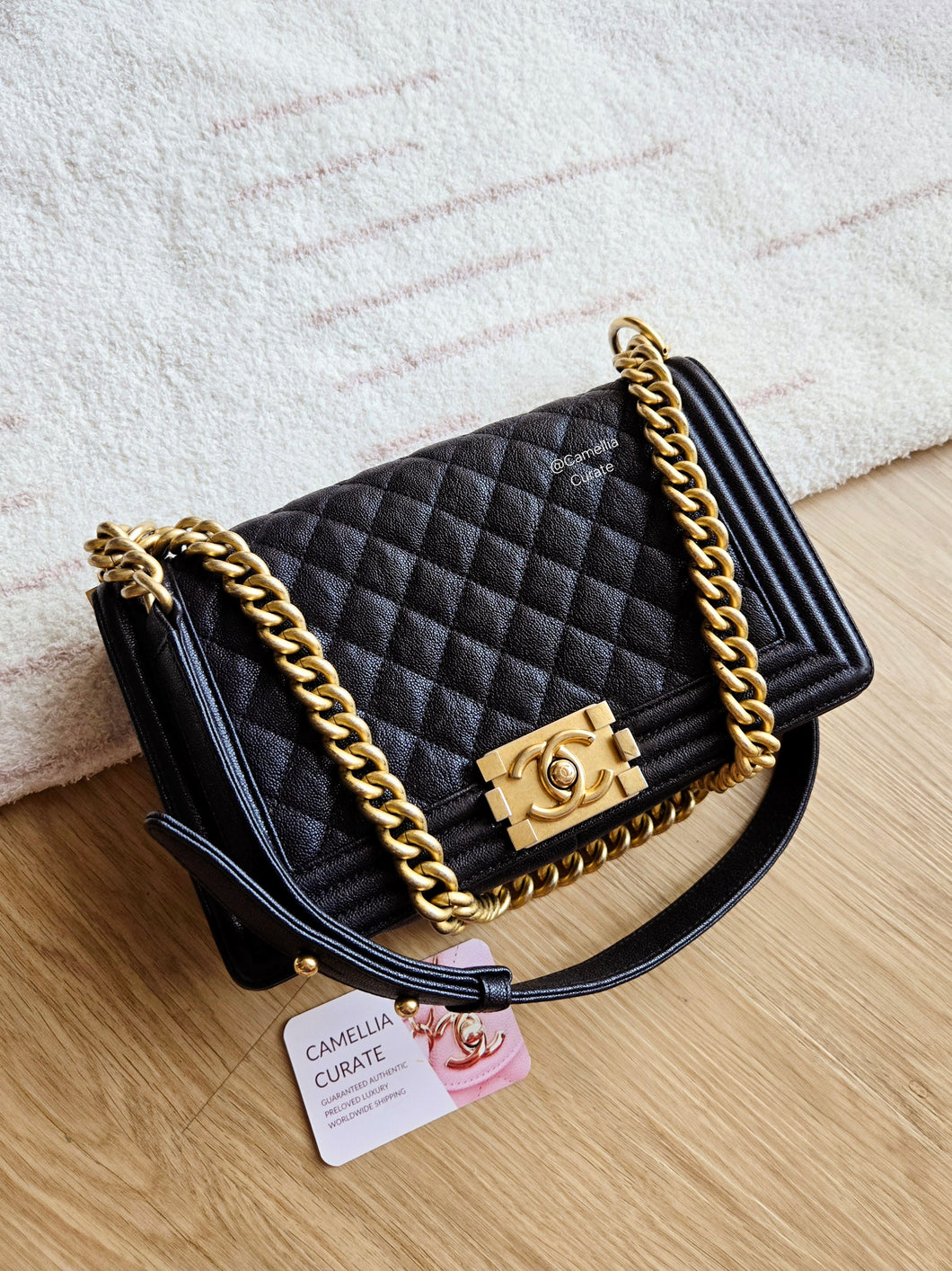 Chanel Boy Bag Old Medium Caviar Gold Hw