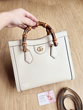 Load image into Gallery viewer, Gucci Diana Tote S/M Ivory Bamboo Handle
