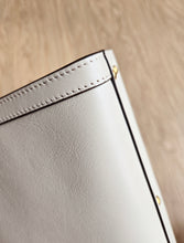 Load image into Gallery viewer, Gucci Diana Tote S/M Ivory Bamboo Handle
