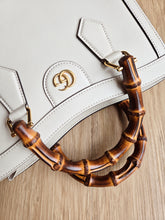 Load image into Gallery viewer, Gucci Diana Tote S/M Ivory Bamboo Handle
