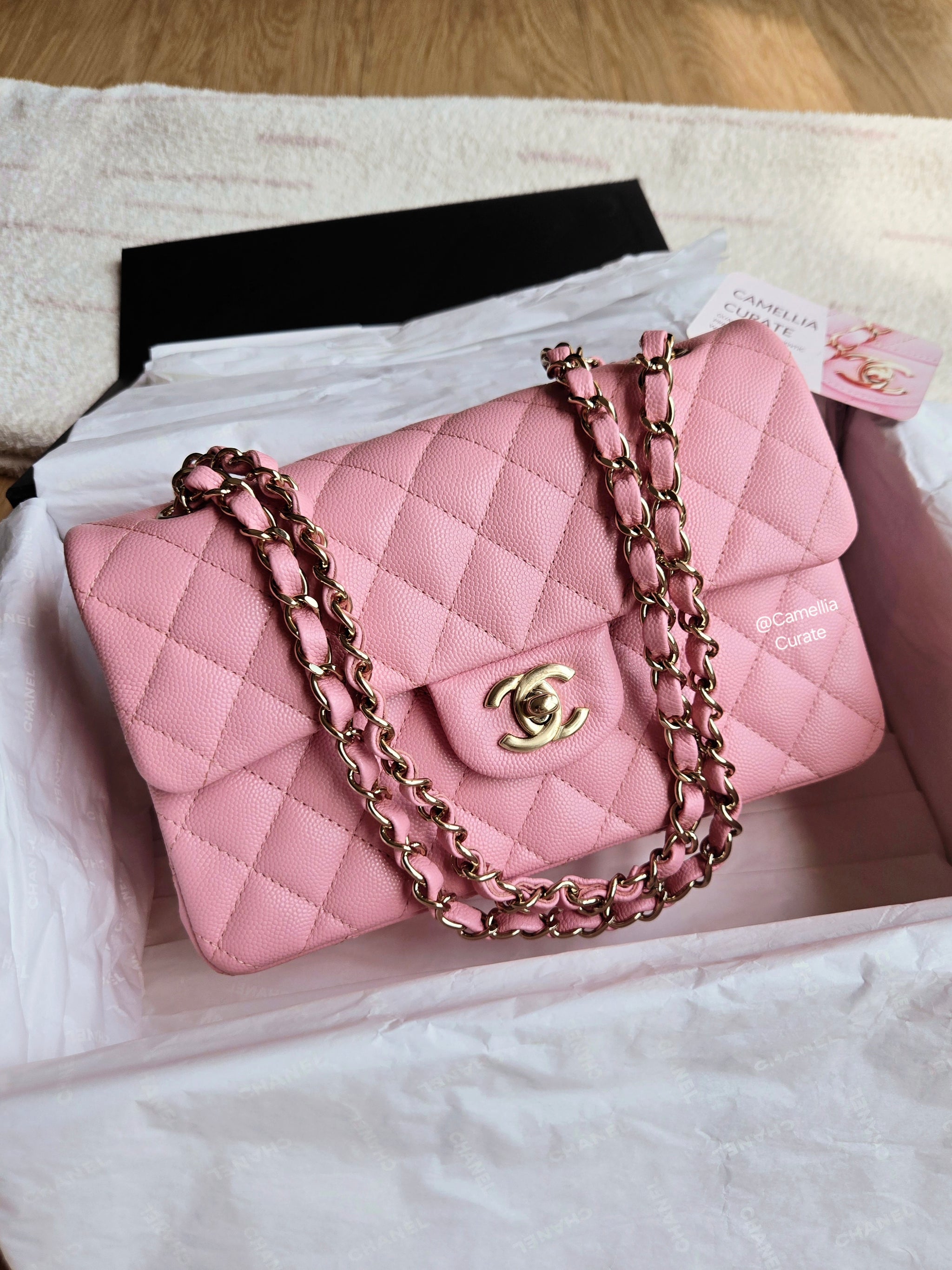 【さくら】CHANEL NWT! 💕22C CHANEL Sakura Pink Mini Square Vanity 💕Grained Gold HW