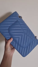 Load and play video in Gallery viewer, Chanel Sky Blue Caviar Medium Flap Gold Hw
