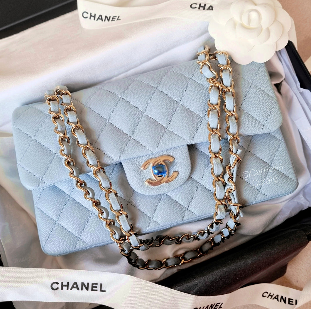22S Chanel Classic lined Flap Caviar Leather Light Baby Blue